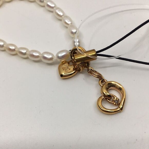 4C Pearl and Gold Tone Phone Charm - Picture 3 of 16